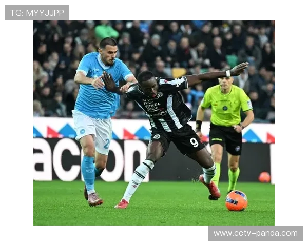 埃克伦坎普任意球折射入网，乌迪内斯爆冷取胜